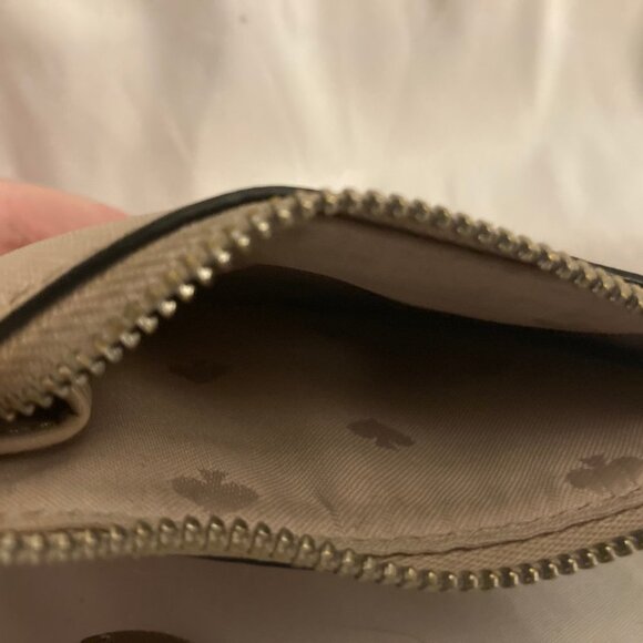 NWOT Kate Spade New York Medium L-Zip Card Holder Keychain - Picture 3 of 3